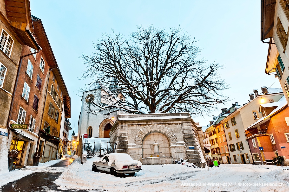 Bildname:  Altstadt-Biel-Winter-2307 Altstadt Biel Bienne im WinterBildgrösse: 3889  x 2588 px /  32.9 x 21.9 cm (300dpi)Stichwörter:  Altstadt,...