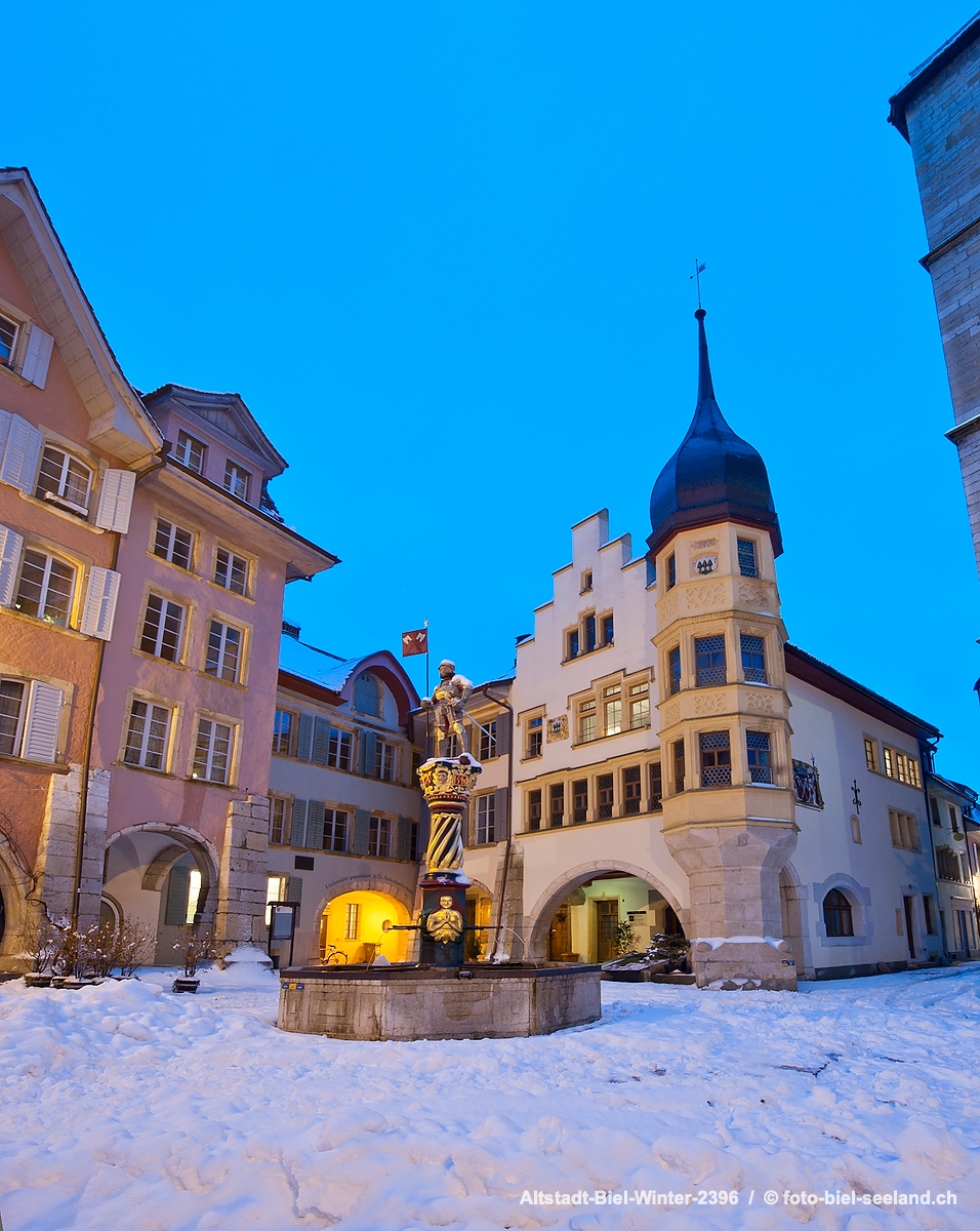 Bildname:  Altstadt-Biel-Winter-2396 Altstadt Biel Bienne im WinterBildgrösse: 1555  x 1949 px /  13.2 x 16.5 cm (300dpi)Stichwörter:  Altstadt,...