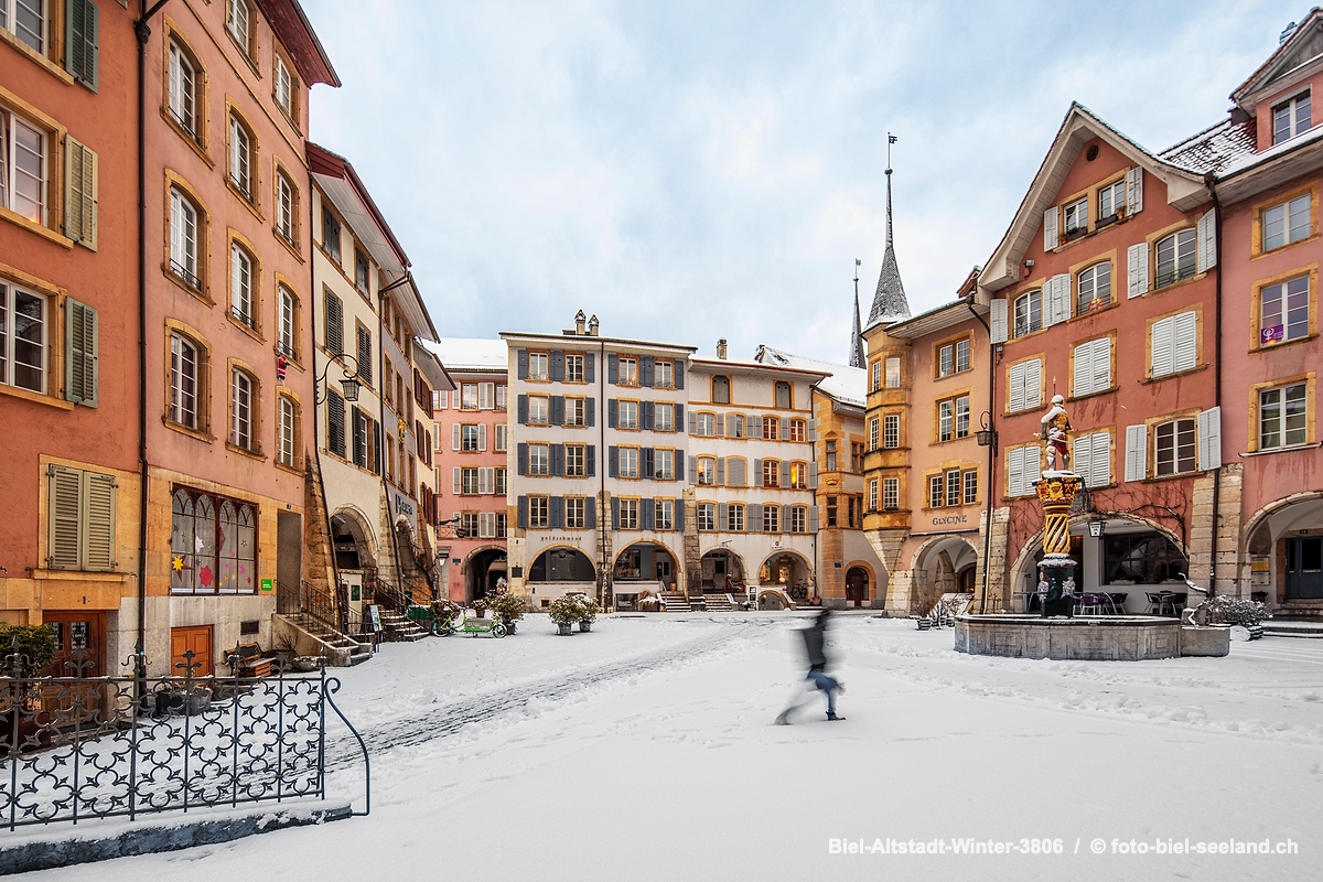 Bildname:  Biel-Altstadt-Winter-3806 Altstadt Biel Bienne im WinterBildgrösse: 8688  x 5792 px /  73.6 x 49.0 cm (300dpi)Stichwörter:  Altstadt,...