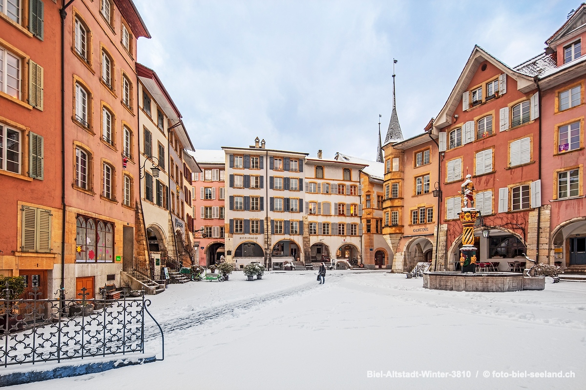 Bildname:  Biel-Altstadt-Winter-3810 Altstadt Biel Bienne im WinterBildgrösse: 8688  x 5792 px /  73.6 x 49.0 cm (300dpi)Stichwörter:  Altstadt,...