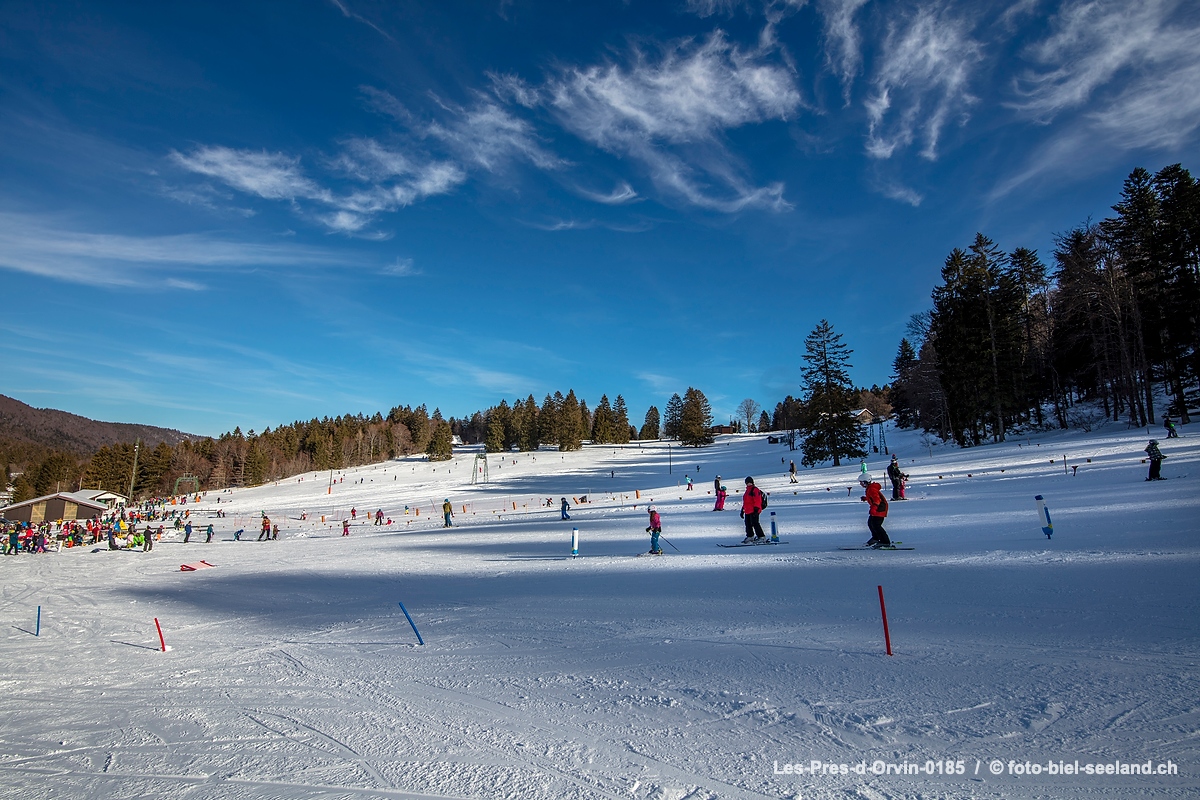 Bildname:  Les-Pres-d-Orvin-0185 Skidestination les pres d`OrvinBildgrösse: 8688  x 5792 px /  73.6 x 49.0 cm (300dpi)Stichwörter:  Drei Seen Land,...