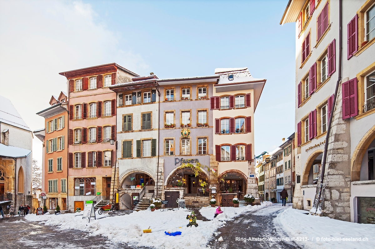 Bildname:  Ring-Altstadt-Winter-Biel-8213- Altstadt Biel Bienne im WinterBildgrösse: 5618  x 3737 px /  47.6 x 31.6 cm (300dpi)Stichwörter: ...